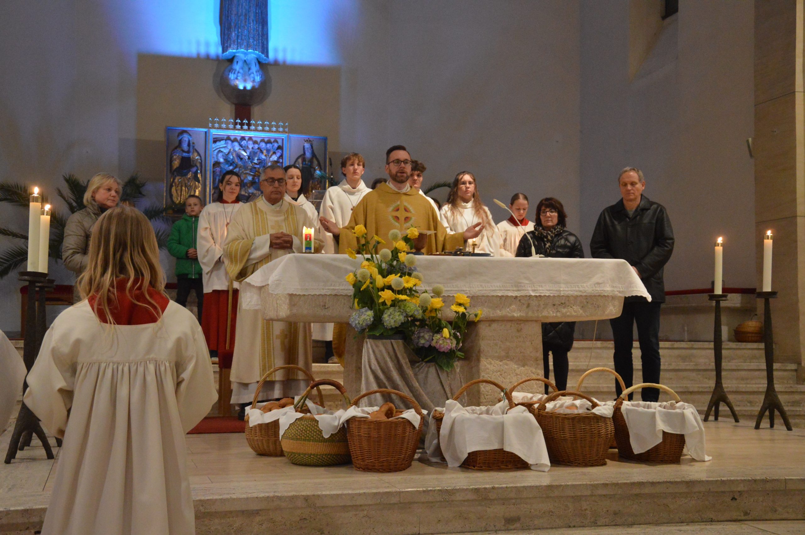 Lumen Christi – Das Licht Christi leuchtet! Osternacht in Herz Jesu Teublitz